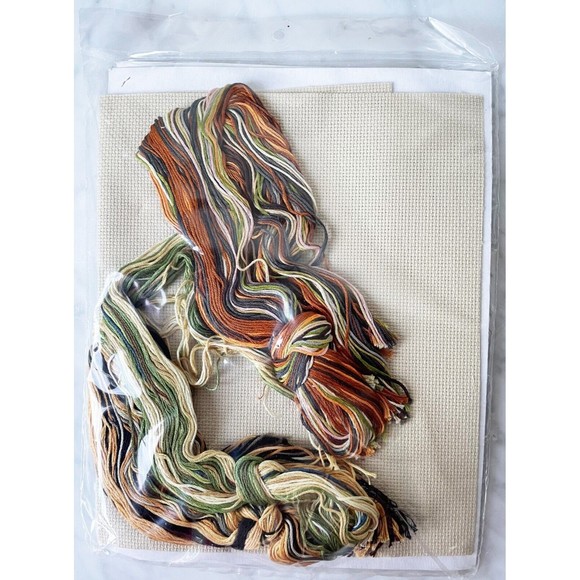 Janlynn Golden Retrievers Black Dogs Cross Stitch Kit Vintage 1987 NEW Sealed - Picture 4 of 4